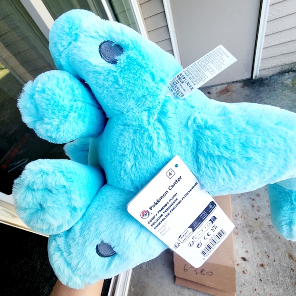 NWT Comfy friends plush Vaporeon - Picture 4 of 4